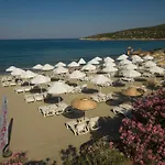 Ramada Hotel & Suites By Wyndham Kusadasi 4* Kusadasi