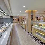 Ramada Hotel & Suites By Wyndham Kusadasi