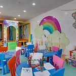 Hotel Ramada Hotel & Suites By Wyndham Kusadasi
