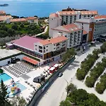 Ramada Hotel & Suites By Wyndham Kusadasi Hotel 4*