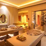Hotel Ramada Hotel & Suites By Wyndham Kusadasi