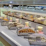 Ramada Hotel & Suites By Wyndham Kusadasi Hotel 4*