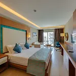 Ramada Hotel & Suites By Wyndham Kusadasi