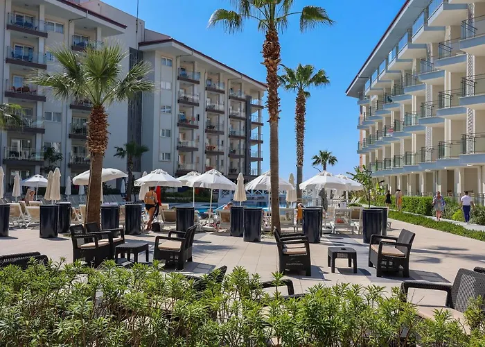 Ramada Hotel & Suites By Wyndham Kusadasi Kusadası