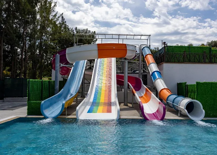 Ramada Hotel & Suites By Wyndham Kusadasi