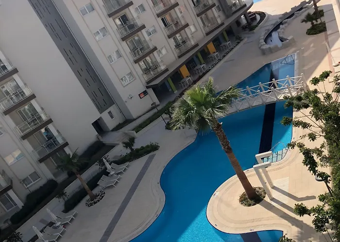 Ramada Hotel & Suites By Wyndham Kusadasi 4* Kusadası