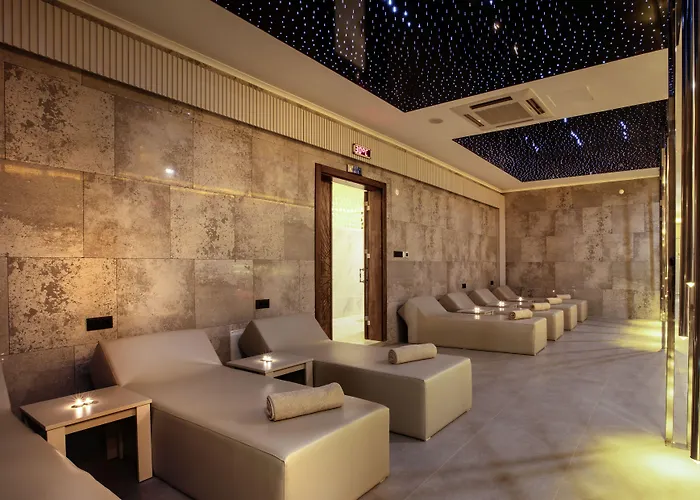 Ramada Hotel & Suites By Wyndham Kusadasi