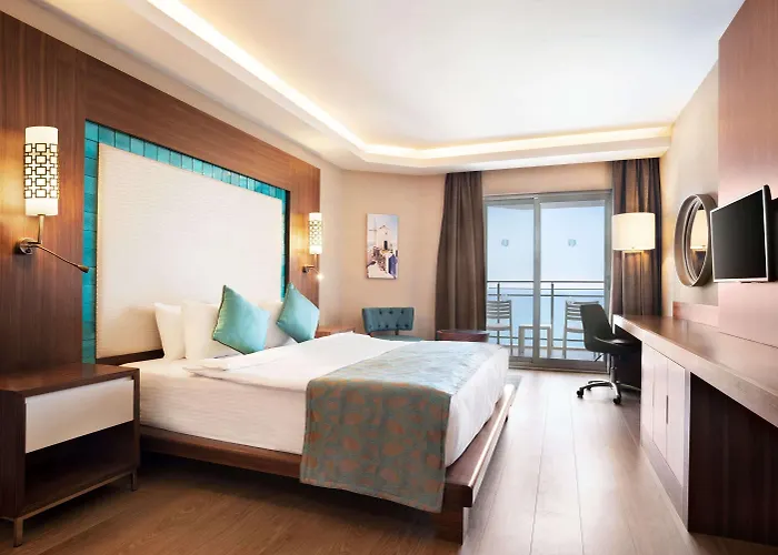 Ramada Hotel & Suites By Wyndham Kusadasi Kusadası
