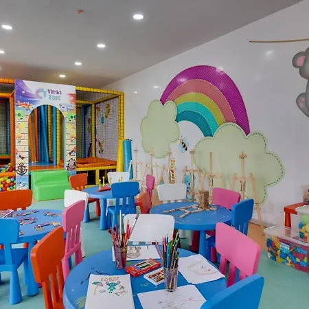 호텔 Ramada & By Wyndham