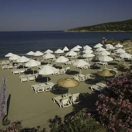 Hotel Ramada & By Wyndham 4*