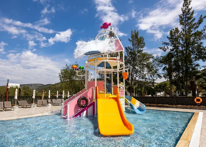 Ramada & By Wyndham Hotel 4*