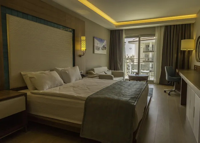 Hotel Ramada & By Wyndham 4*