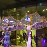 Ramada Hotel & Suites By Wyndham Kusadasi Отель Кушадасы