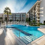 Отель Ramada Hotel & Suites By Wyndham Kusadasi Кушадасы
