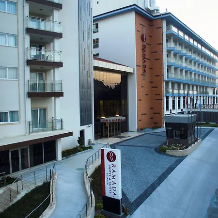 Hotel Ramada & By Wyndham 4*